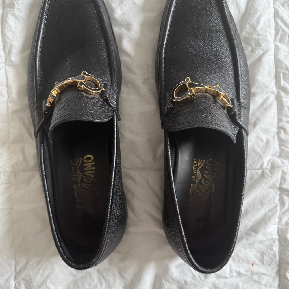 Salvatore Ferragamo Men's Black Leather Loafers